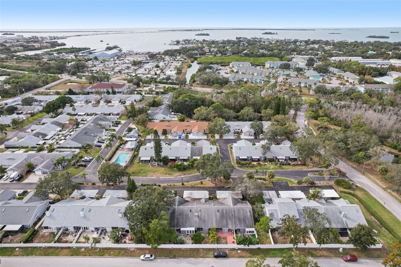 Image 21 of 26 For 456 Thanington Close