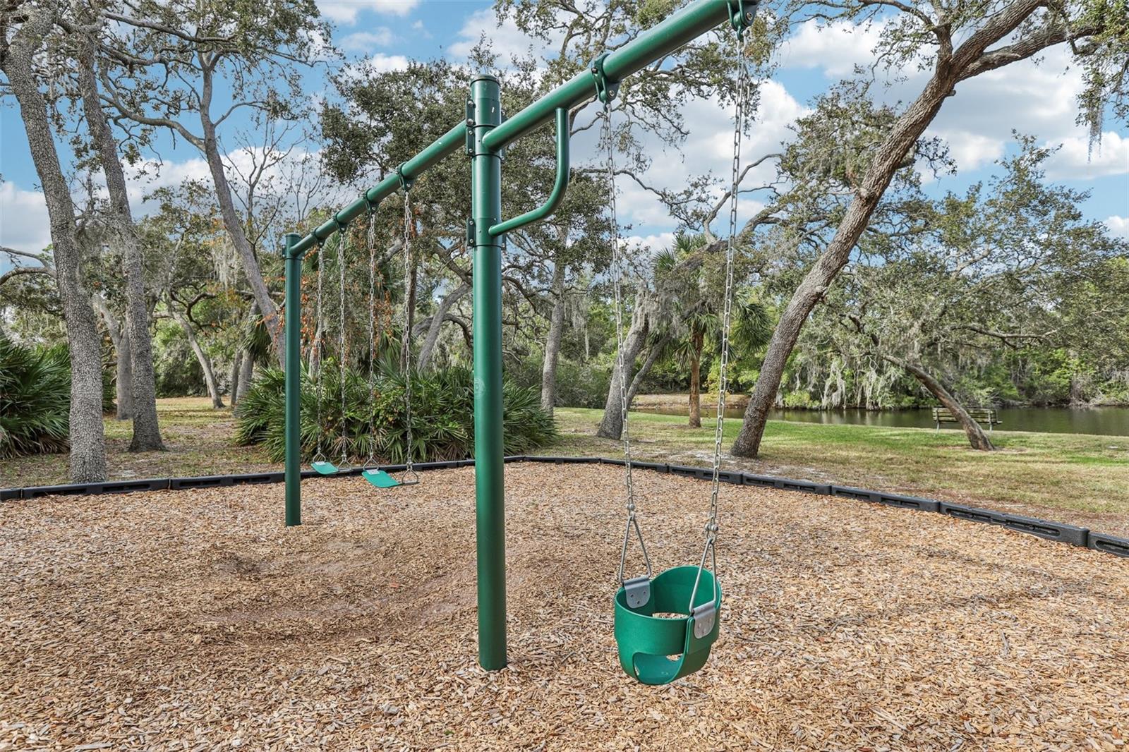 Image 24 of 26 For 456 Thanington Close