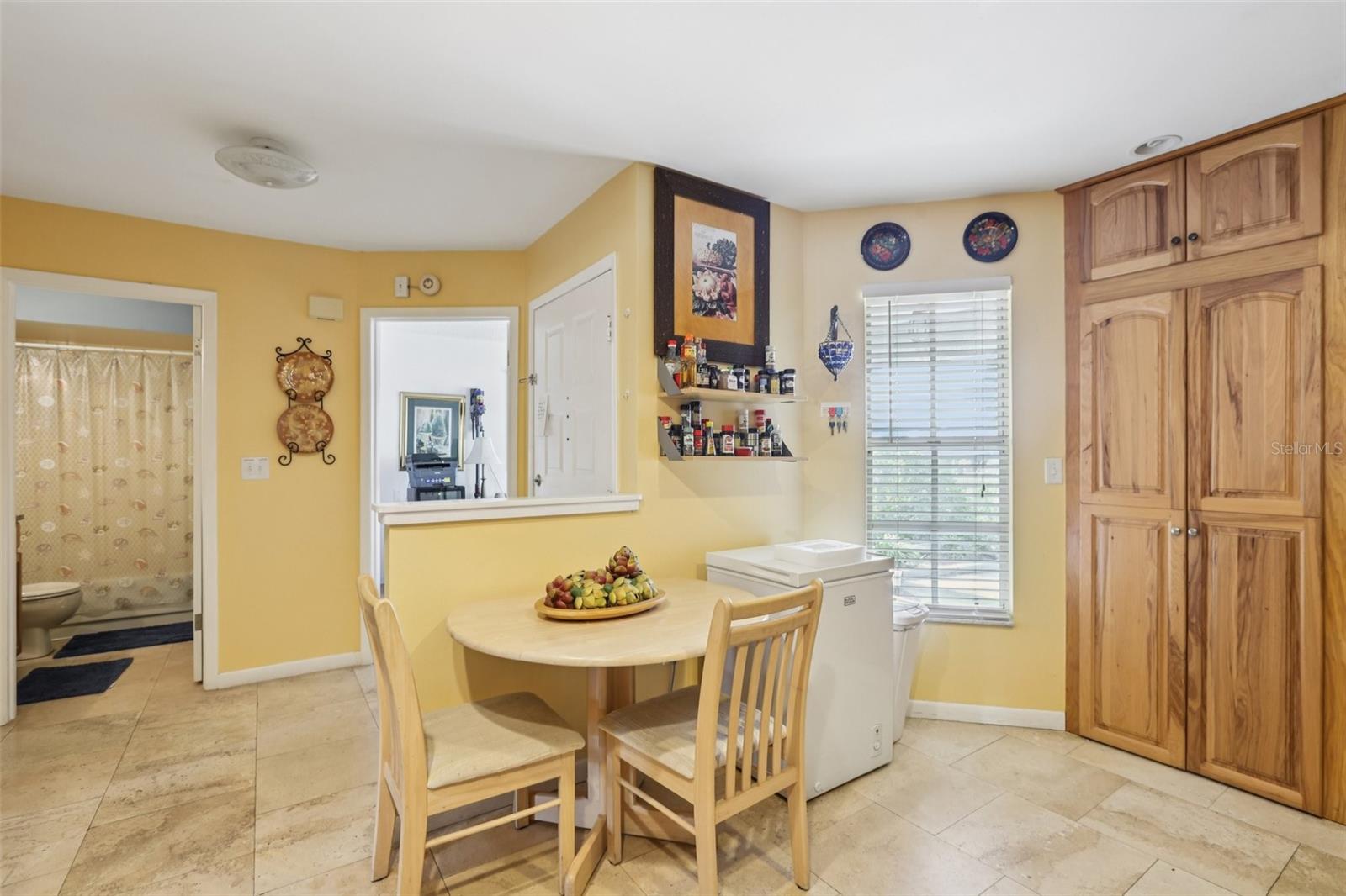 Image 5 of 26 For 456 Thanington Close