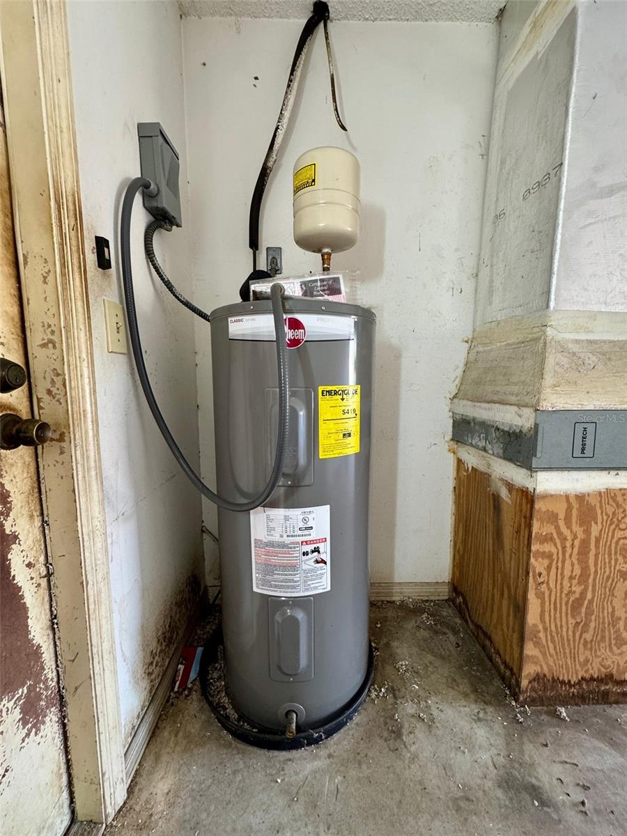 Image 13 of 16 For 2173 Cypress Point Drive N