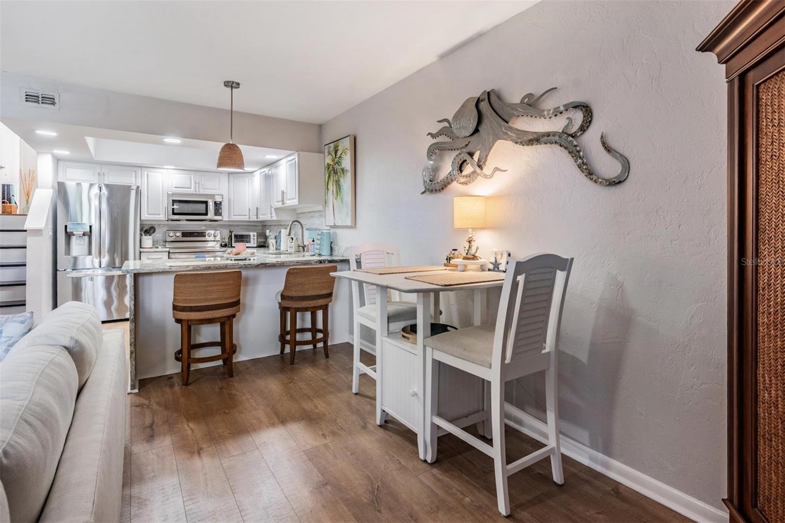 Image 11 of 46 For 200 Meres Boulevard 16