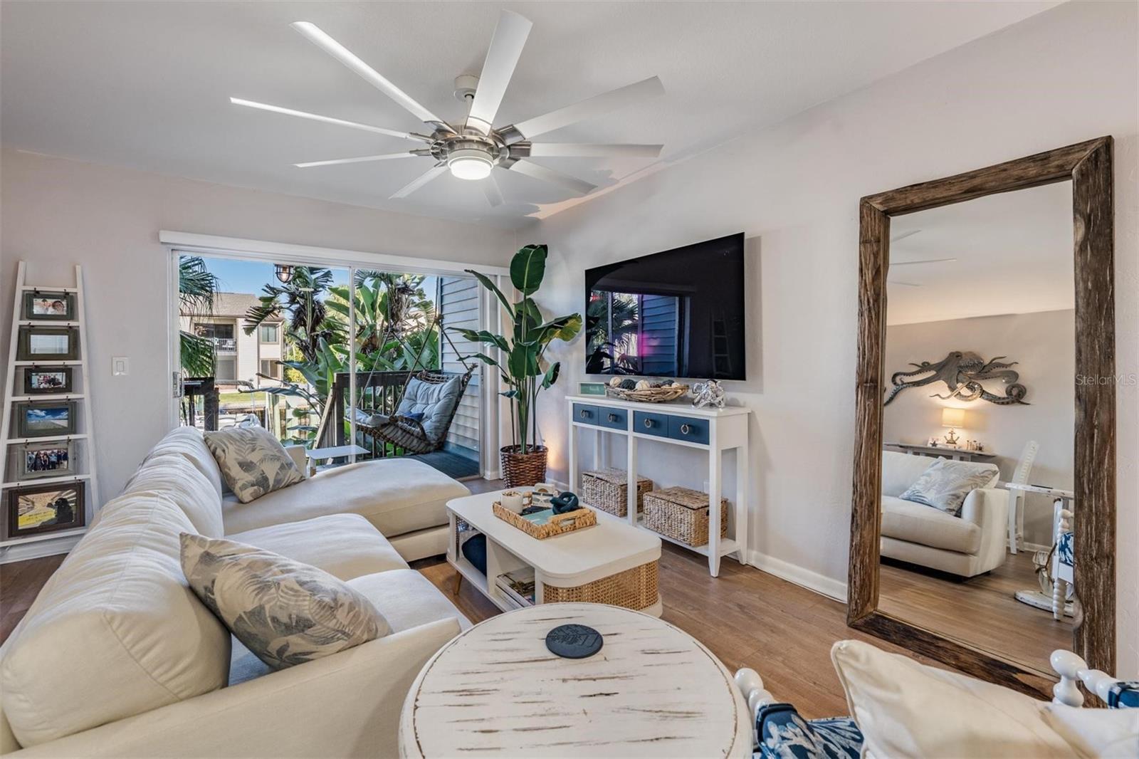 Image 14 of 46 For 200 Meres Boulevard 16