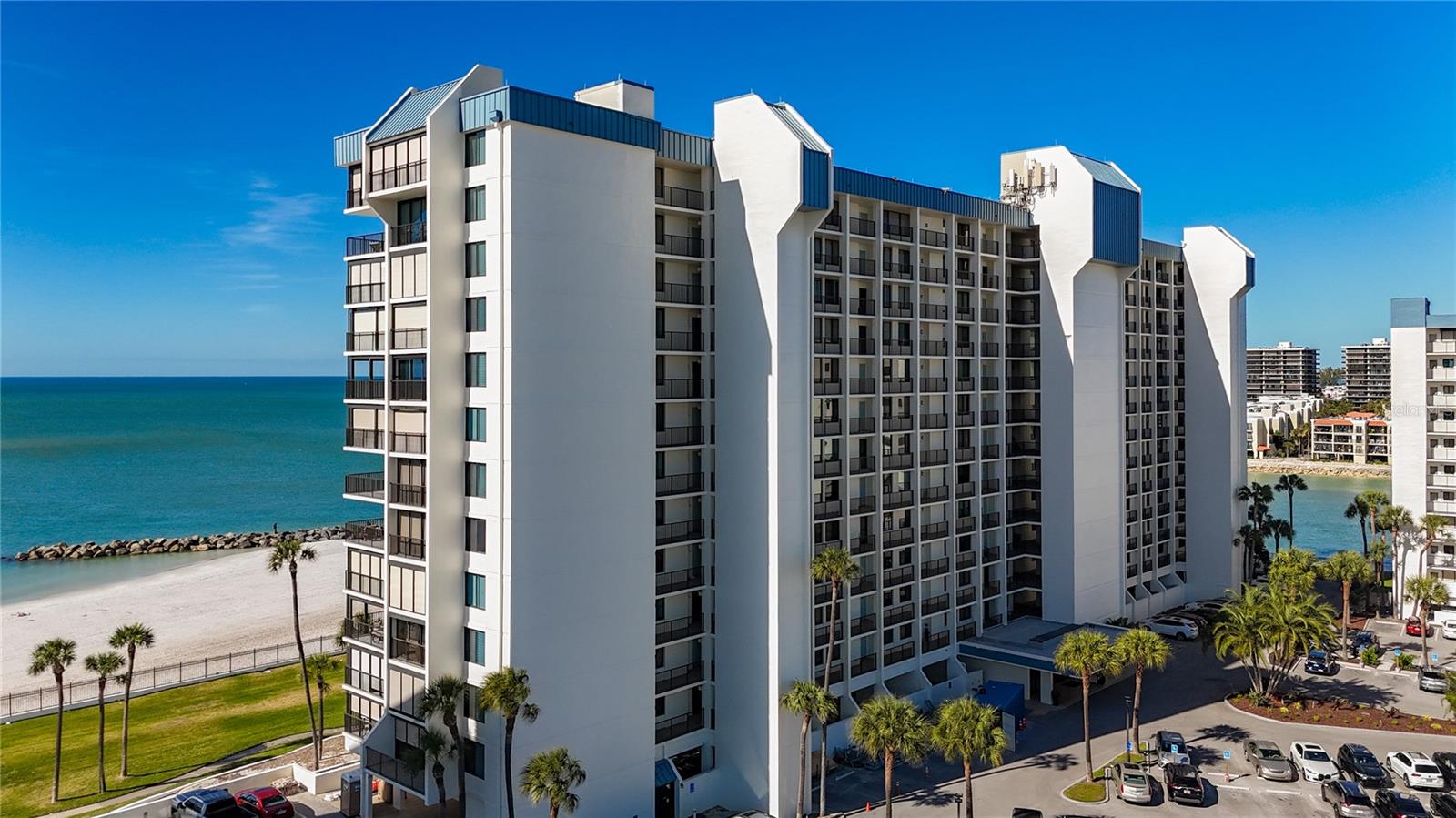 Image 2 of 75 For 7100 Sunset Way 405