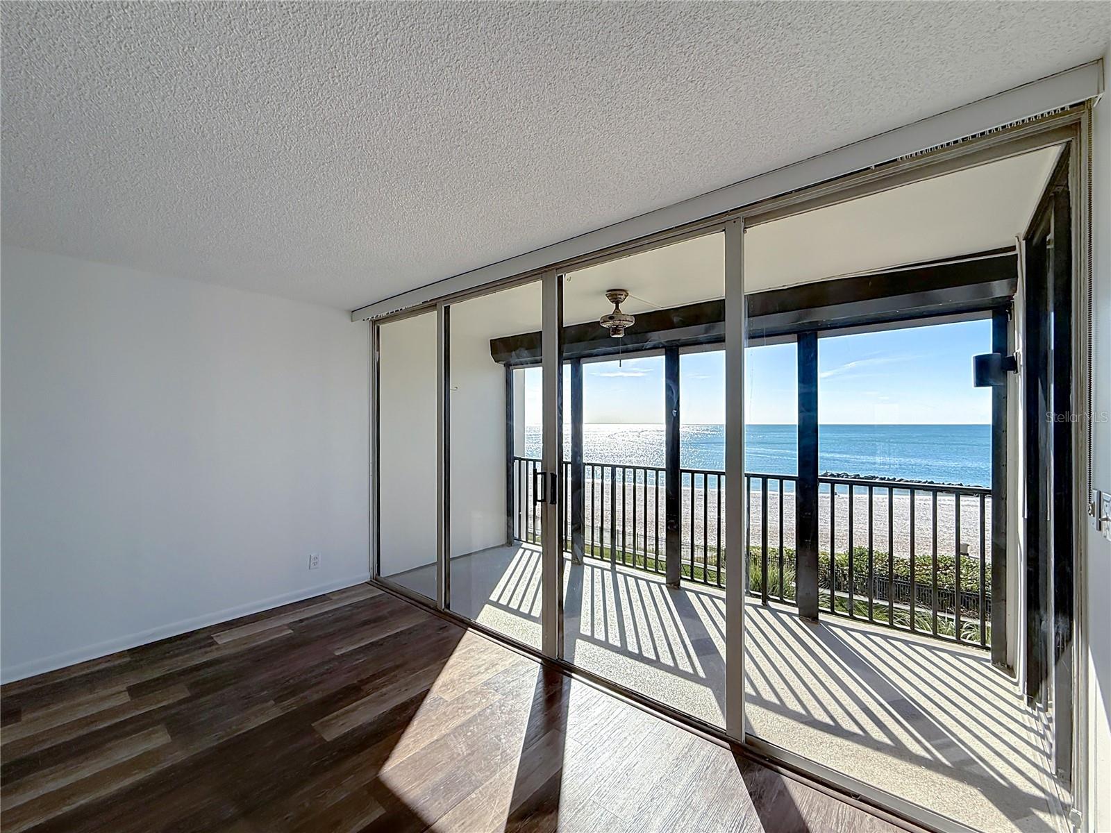 Image 20 of 75 For 7100 Sunset Way 405