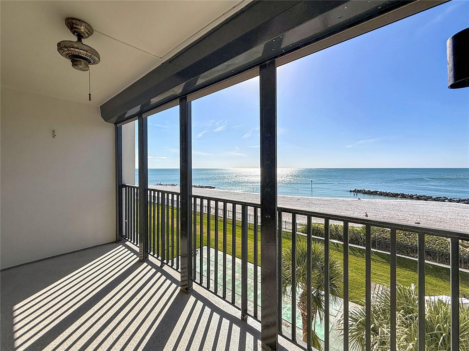 Image 22 of 75 For 7100 Sunset Way 405