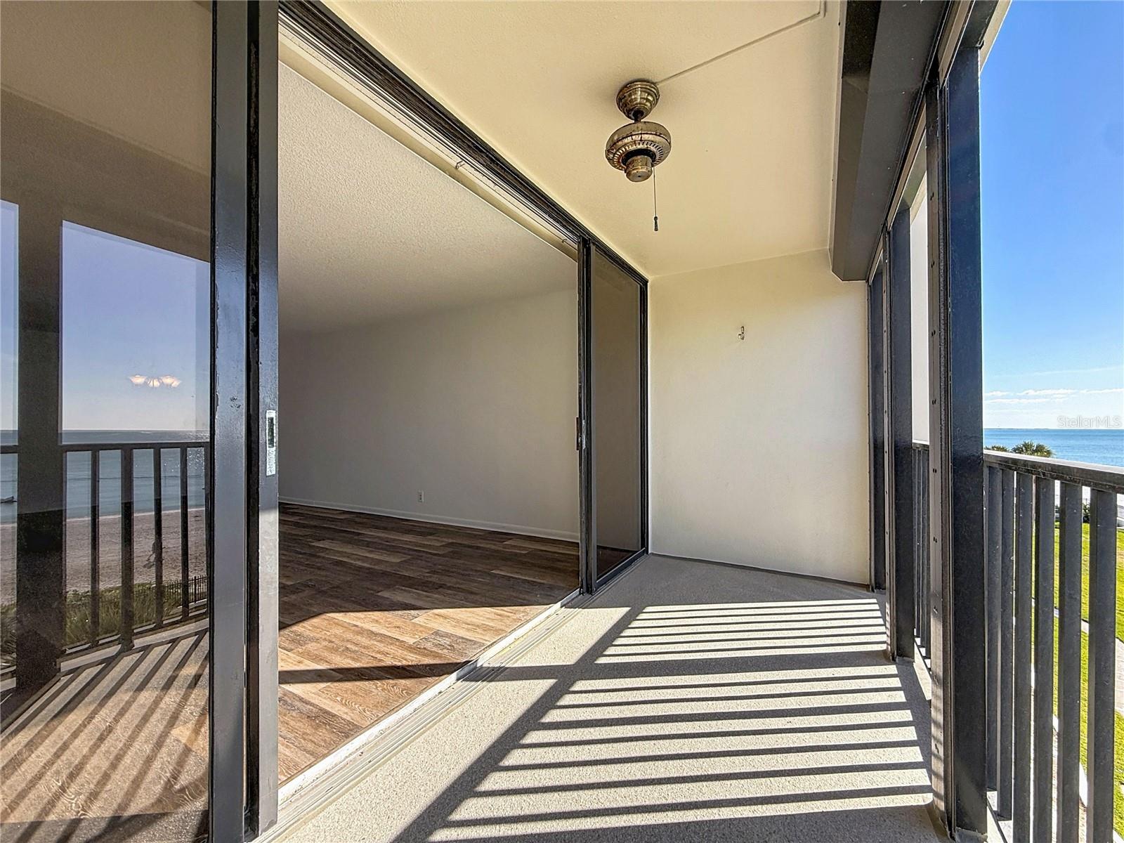 Image 24 of 75 For 7100 Sunset Way 405