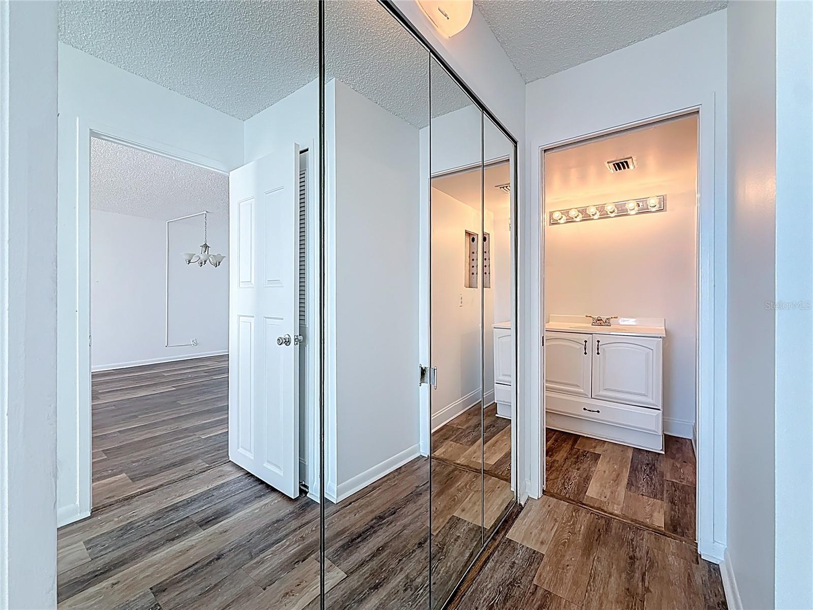 Image 33 of 75 For 7100 Sunset Way 405