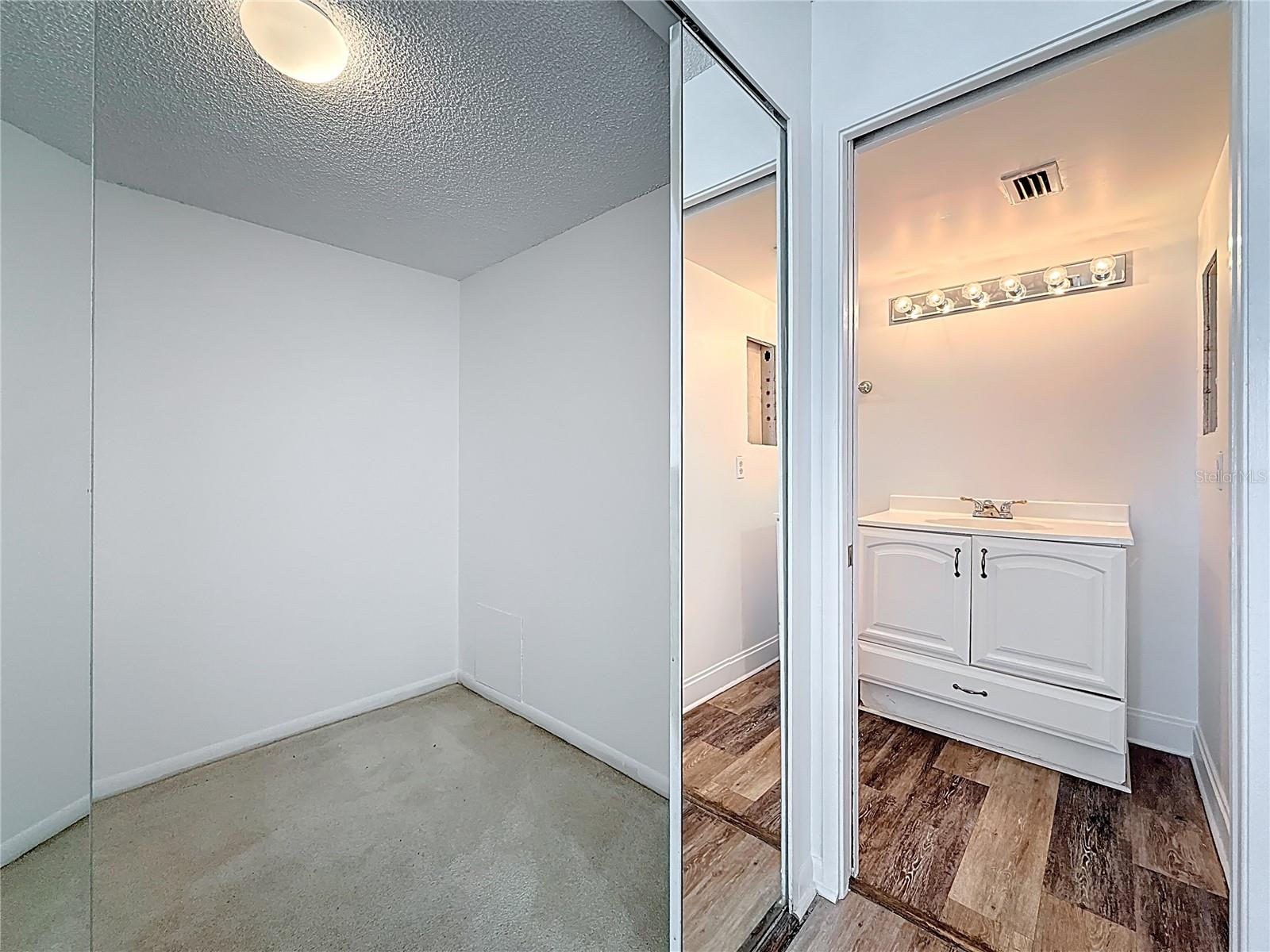 Image 36 of 75 For 7100 Sunset Way 405