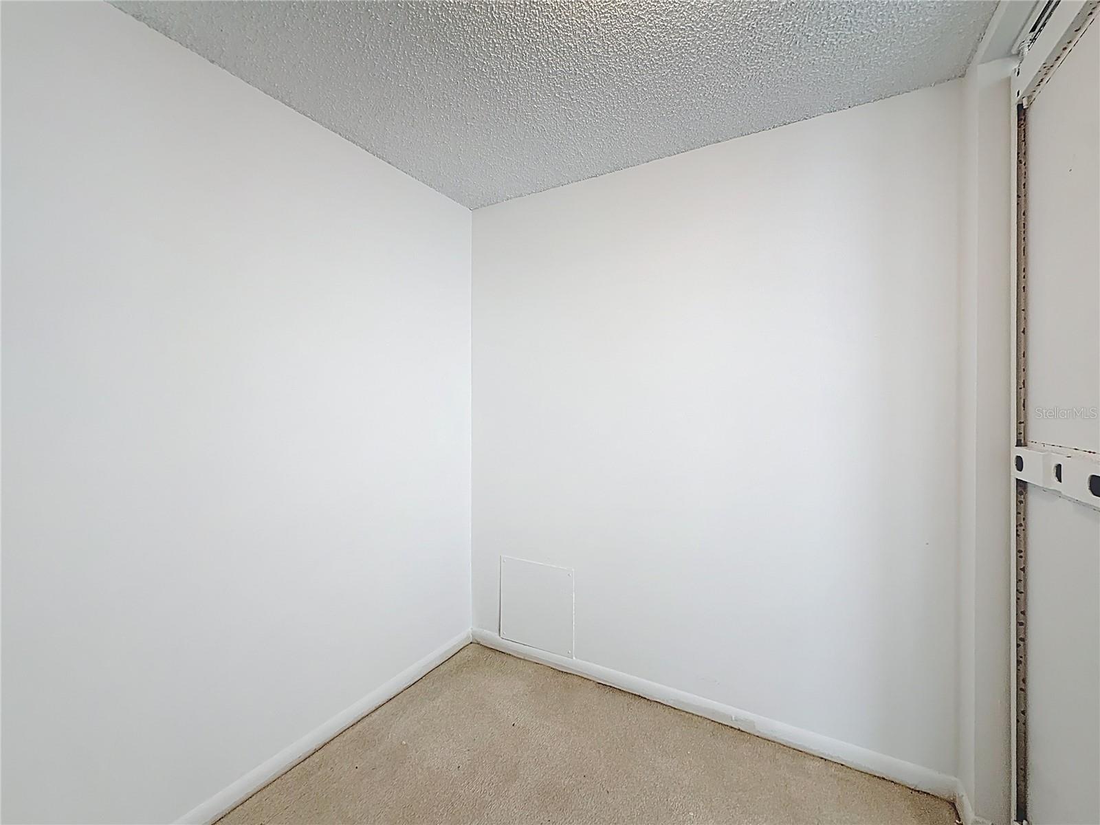 Image 37 of 75 For 7100 Sunset Way 405