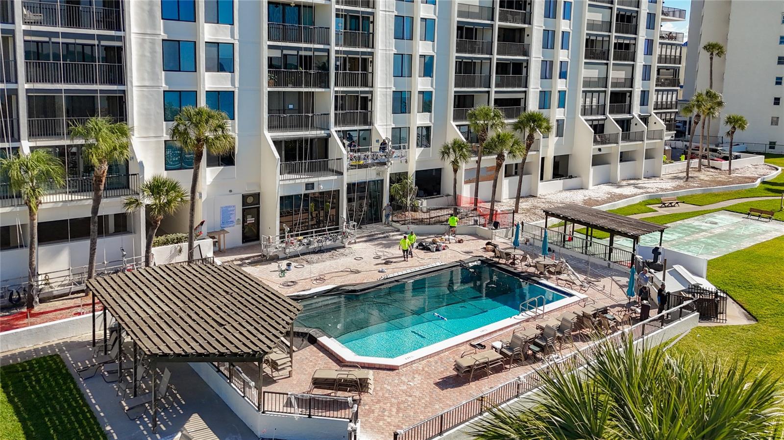 Image 48 of 75 For 7100 Sunset Way 405