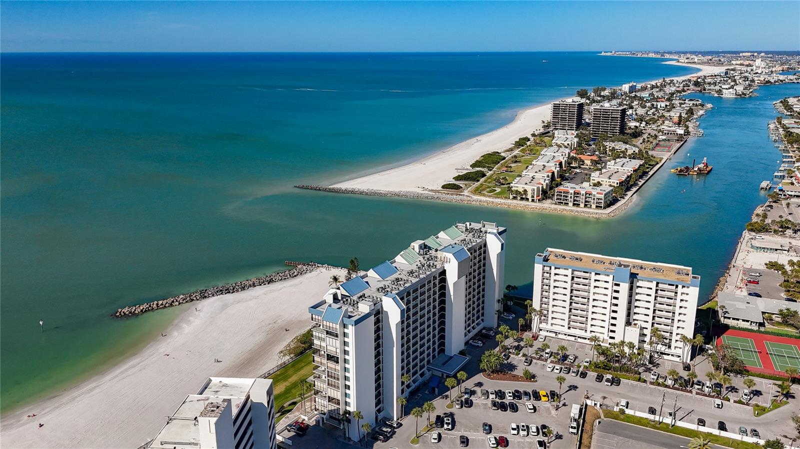 Image 69 of 75 For 7100 Sunset Way 405