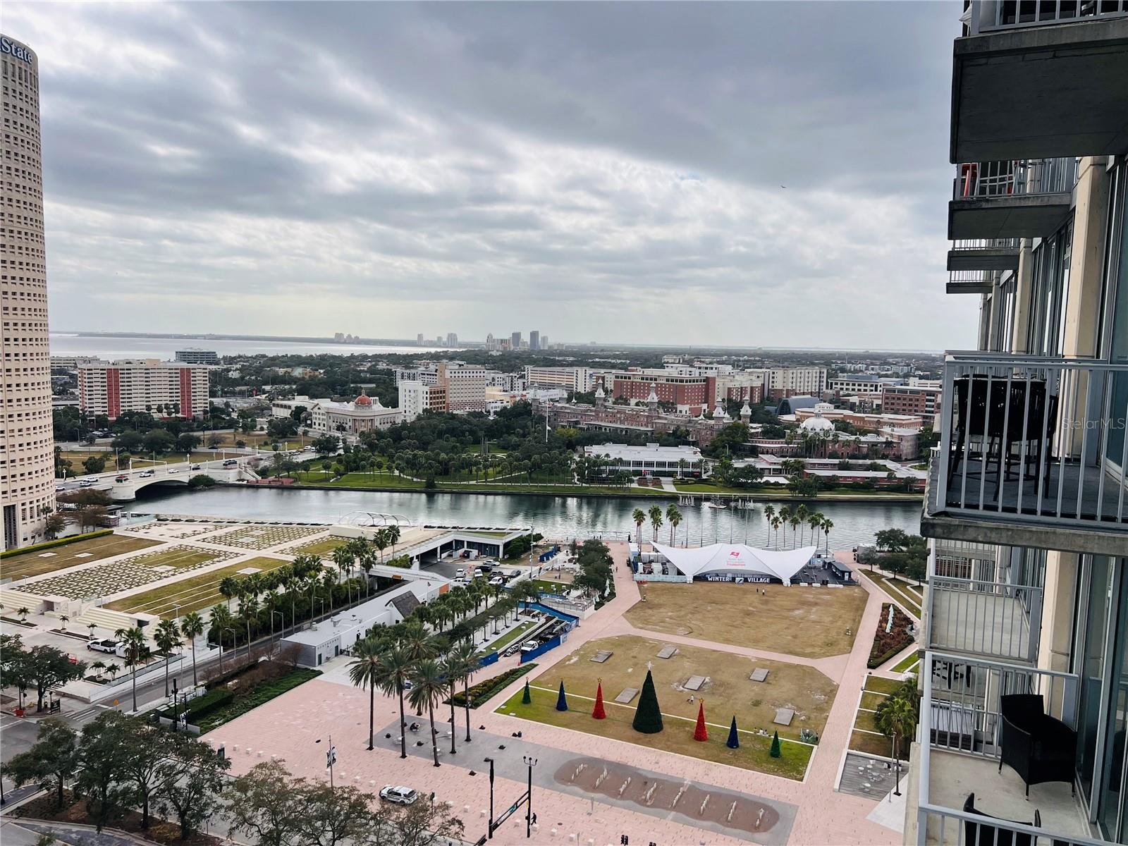 Image 7 of 29 For 777 Ashley Drive 1812