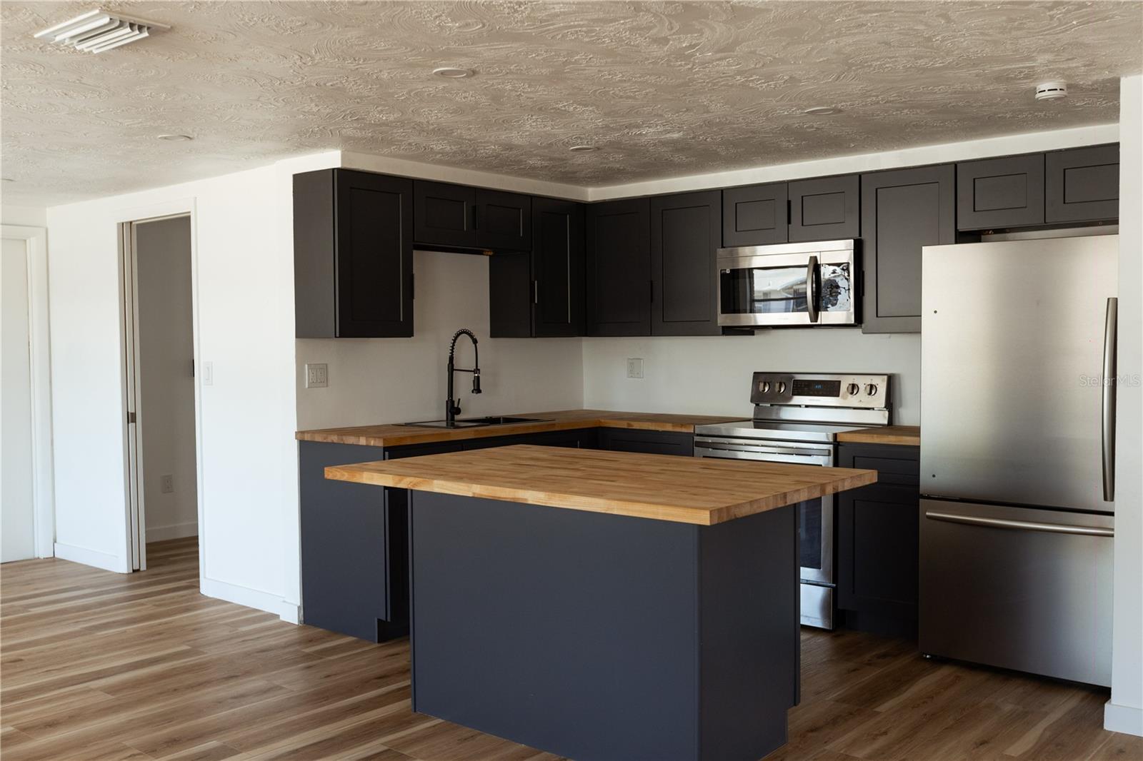 Image 19 of 41 For 3530 Umber Road