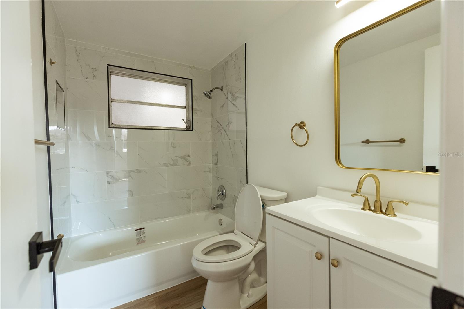 Image 28 of 41 For 3530 Umber Road