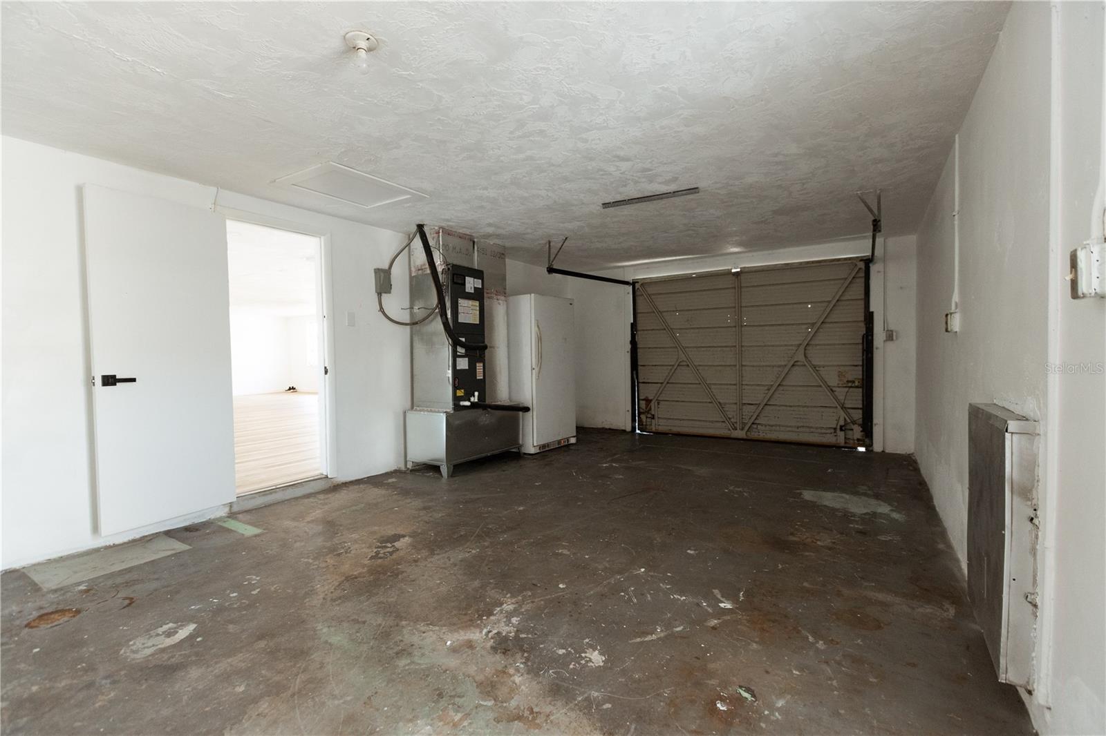 Image 40 of 41 For 3530 Umber Road