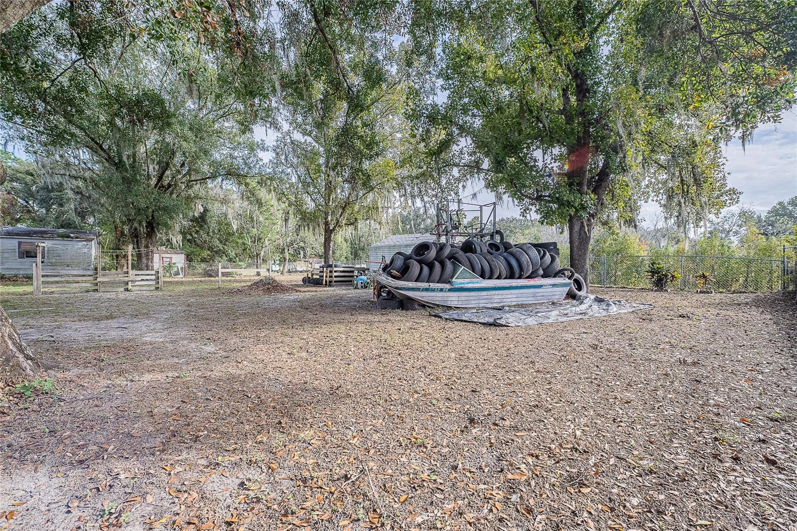 Image 21 of 25 For 5220 Spring Creek Drive