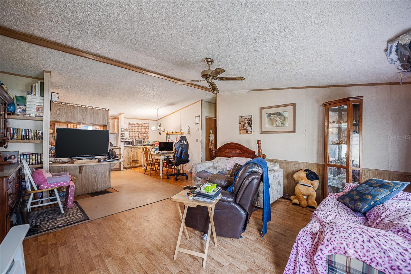 Image 4 of 25 For 5220 Spring Creek Drive