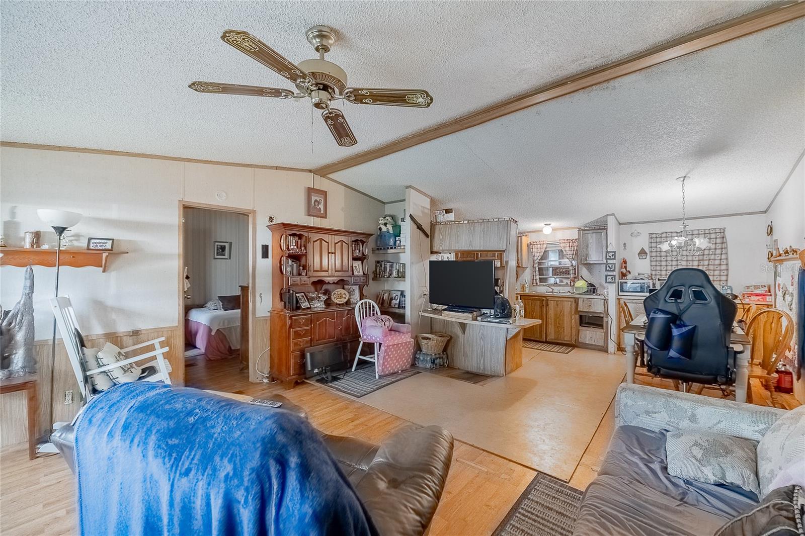 Image 5 of 25 For 5220 Spring Creek Drive