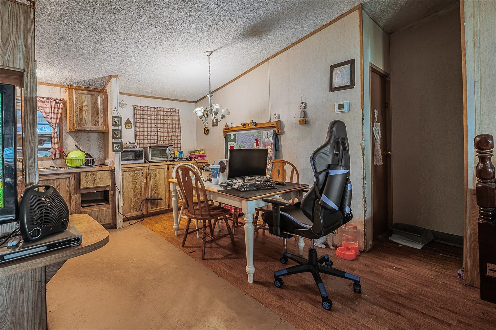 Image 9 of 25 For 5220 Spring Creek Drive