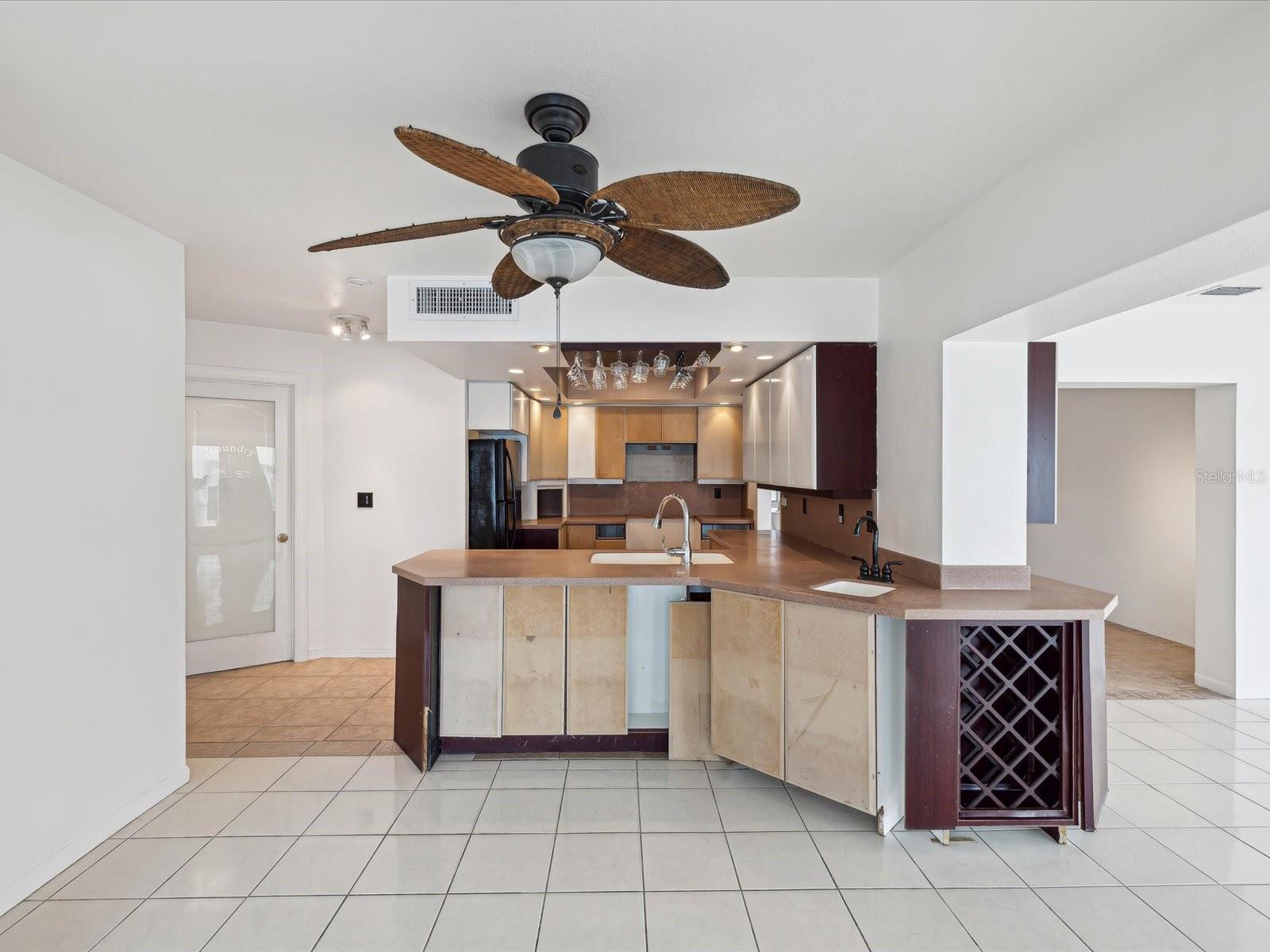 Image 13 of 37 For 11549 48th Avenue N