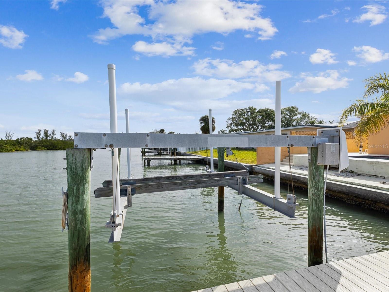 Image 28 of 37 For 11549 48th Avenue N