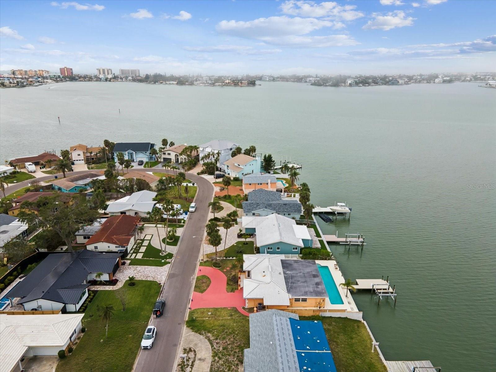 Image 5 of 37 For 11549 48th Avenue N