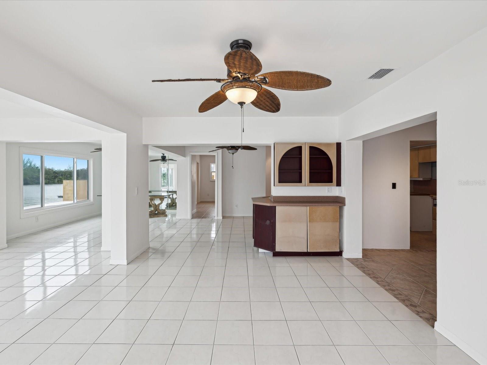 Image 9 of 37 For 11549 48th Avenue N