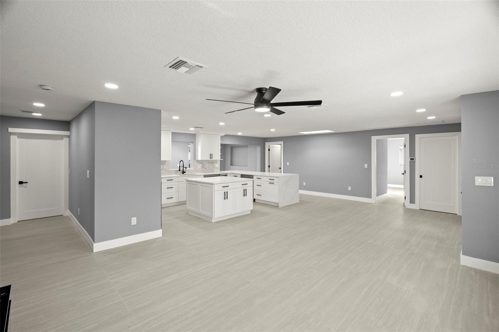 Image 15 of 53 For 232 Pinecrest Drive