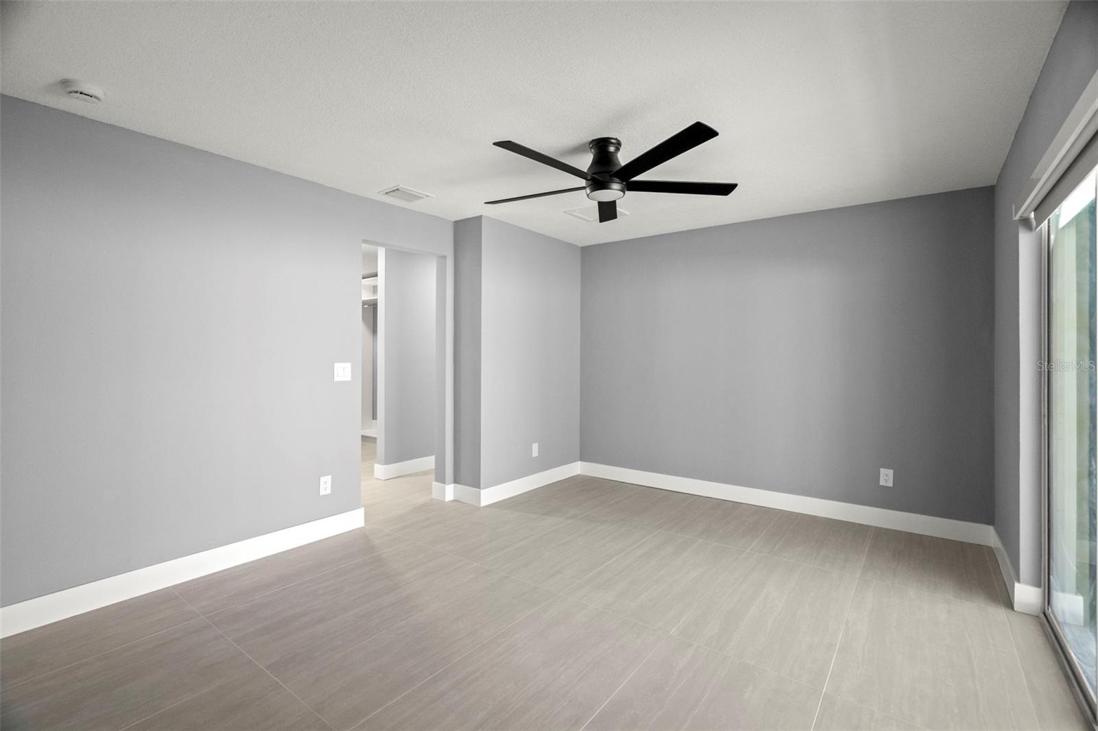 Image 18 of 53 For 232 Pinecrest Drive