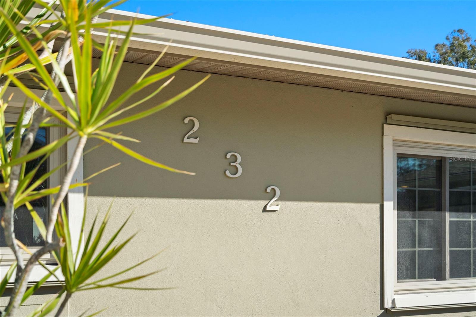 Image 3 of 53 For 232 Pinecrest Drive