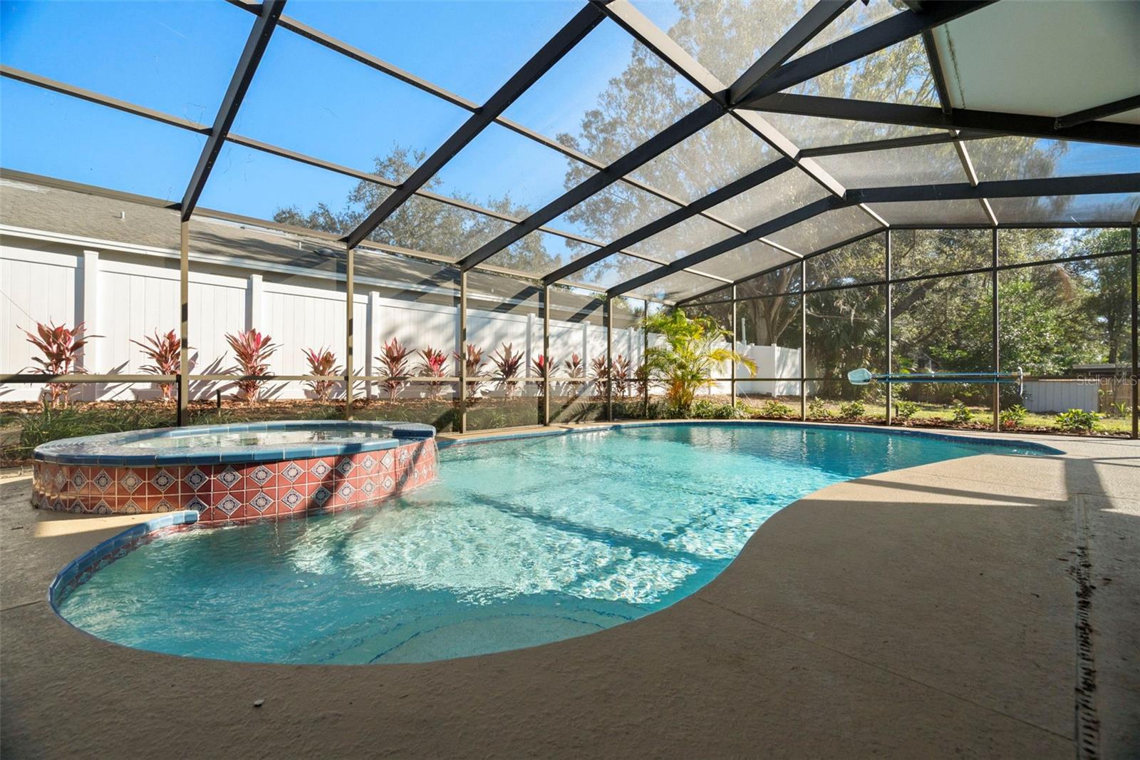 Image 37 of 53 For 232 Pinecrest Drive