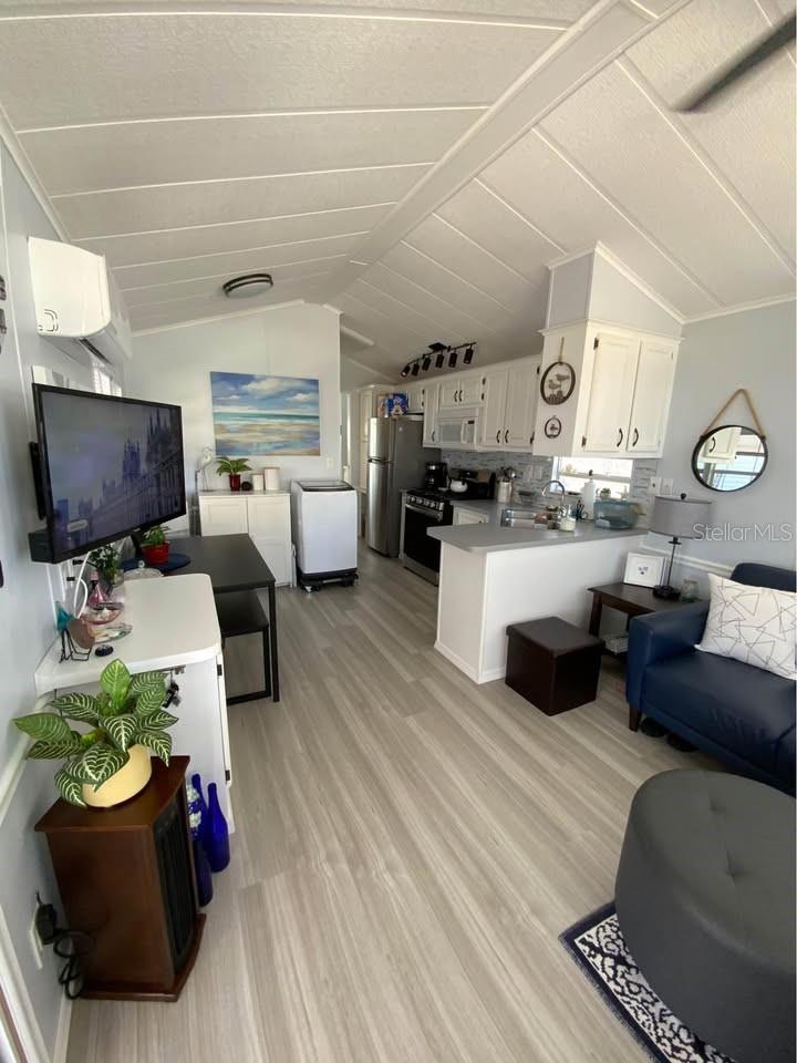 Listing photo id 0 for 12121 Vonn Road 219