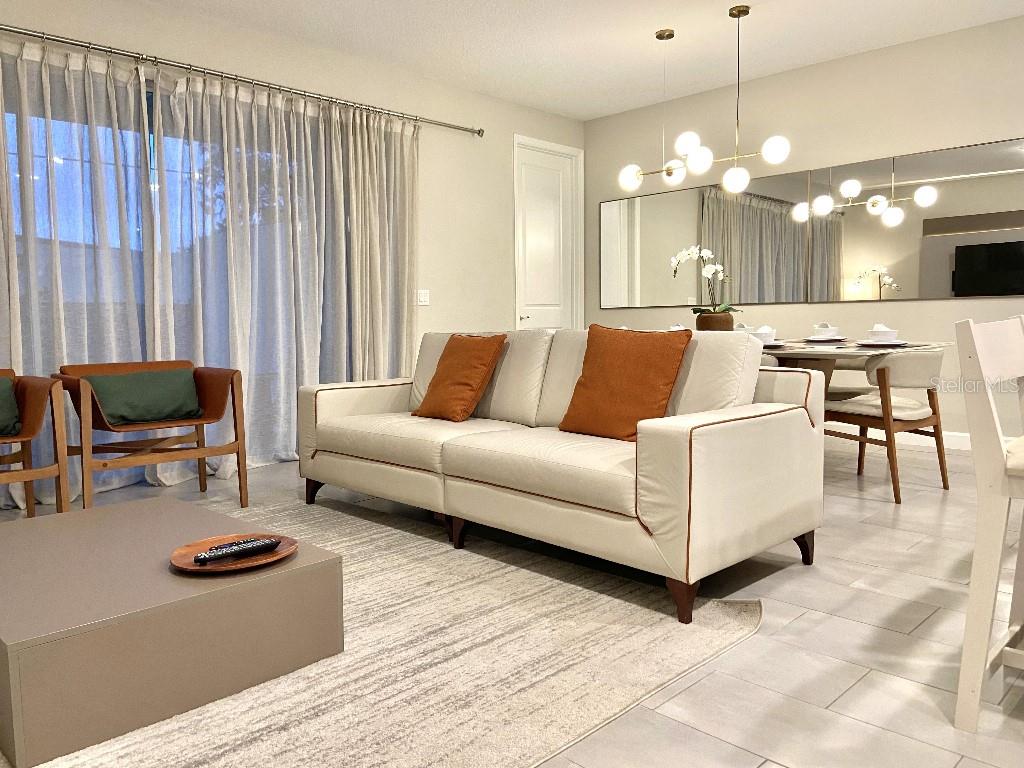 Image 2 of 40 For 8004 Formosa Valley Place