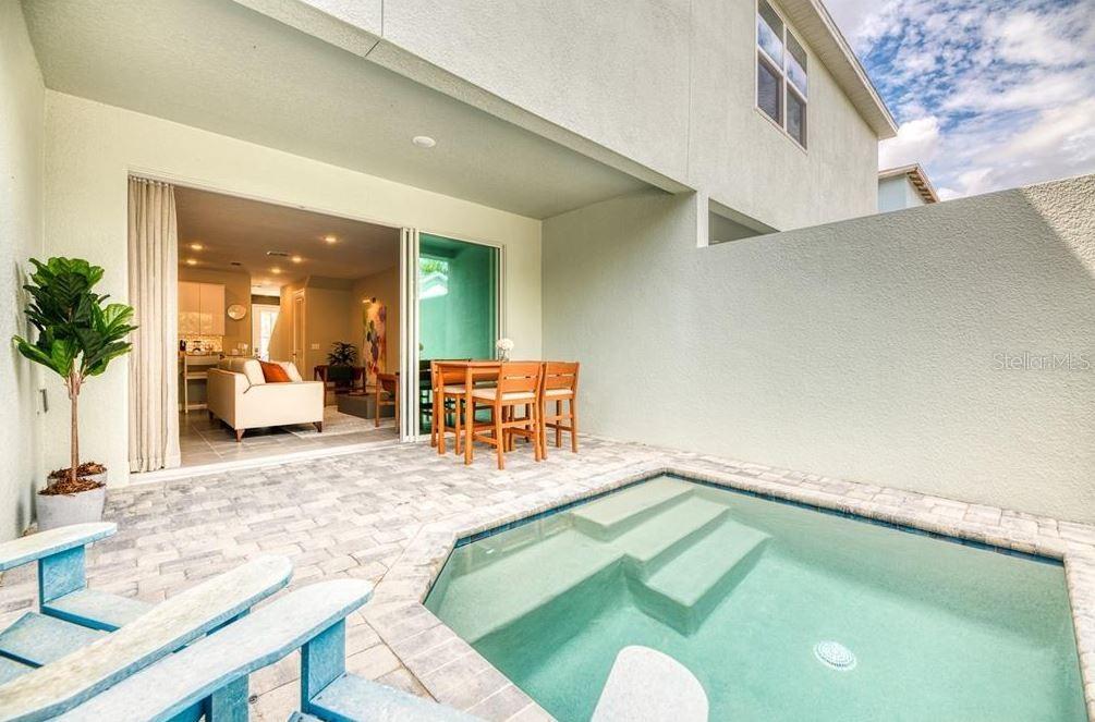 Image 3 of 40 For 8004 Formosa Valley Place