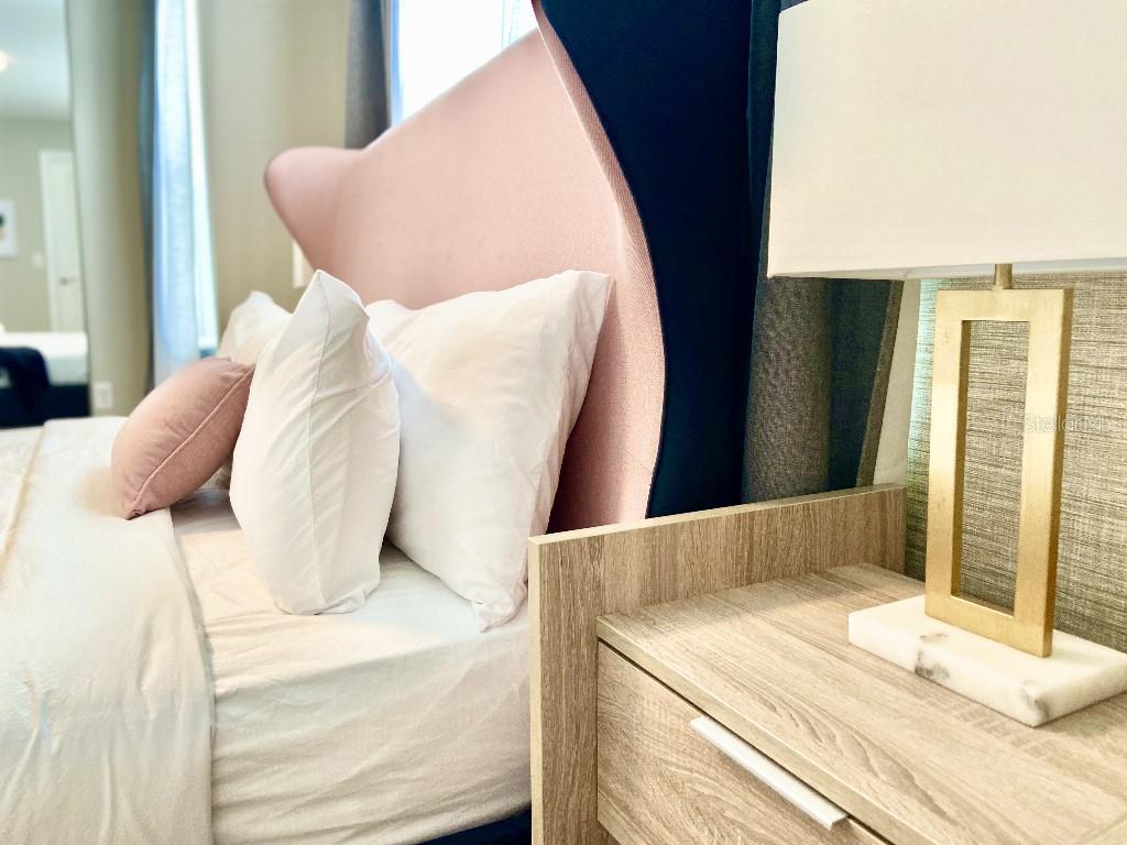 Image 36 of 40 For 8004 Formosa Valley Place