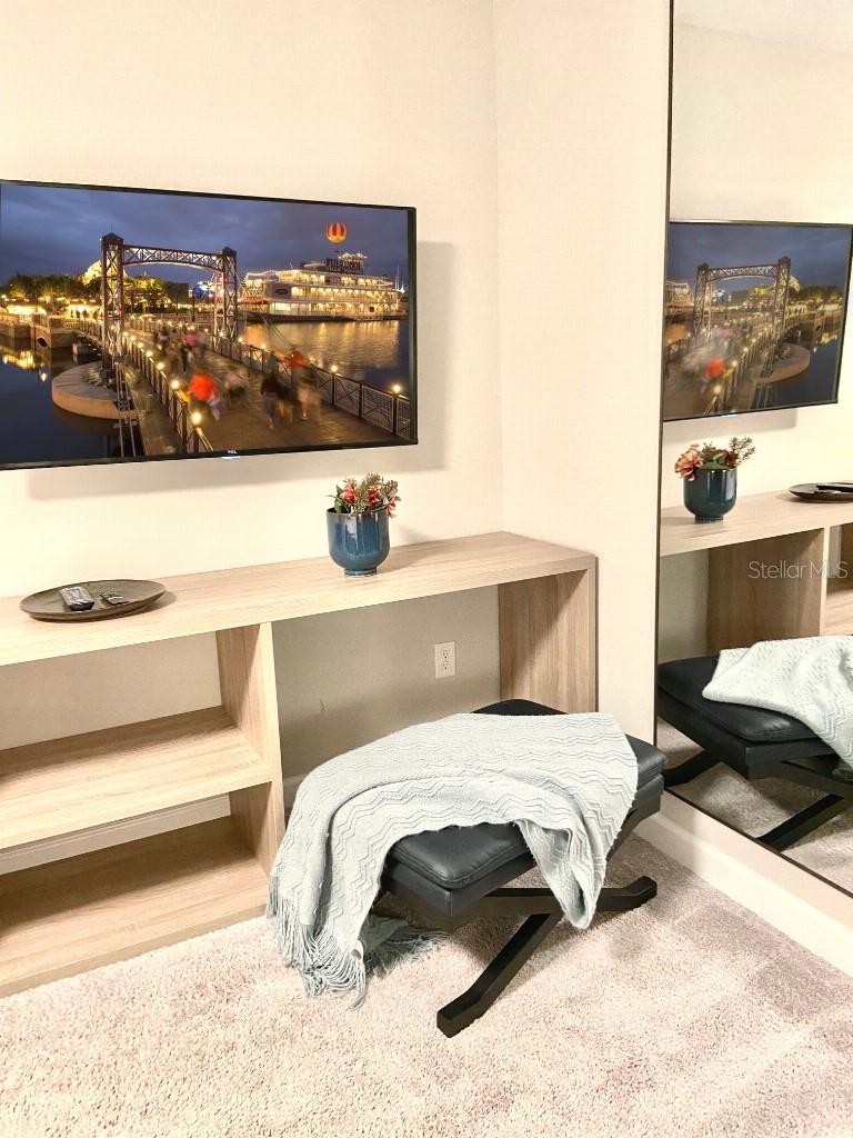 Image 37 of 40 For 8004 Formosa Valley Place