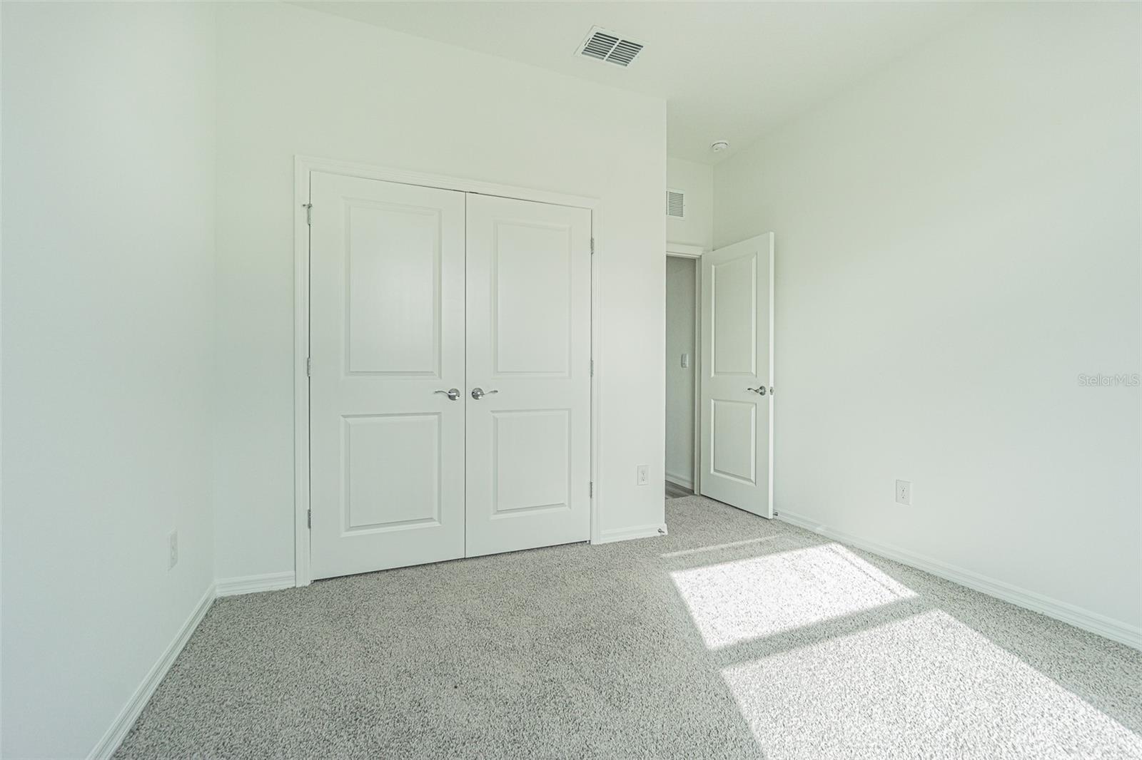 Image 18 of 30 For 31415 Paper Birch Street