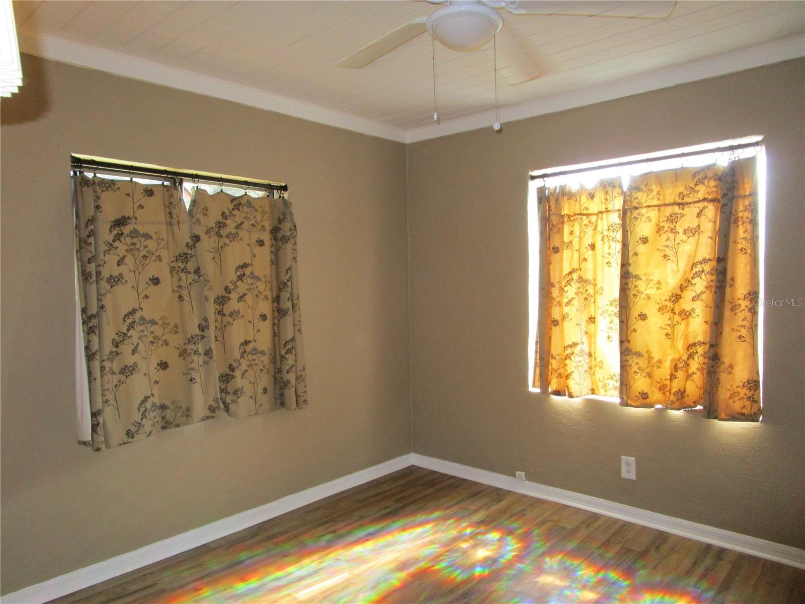 Image 11 of 15 For 1315 Osborne Avenue