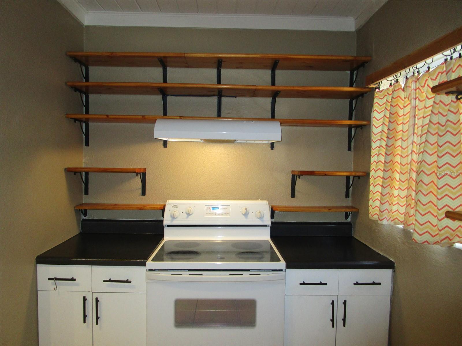 Image 6 of 15 For 1315 Osborne Avenue