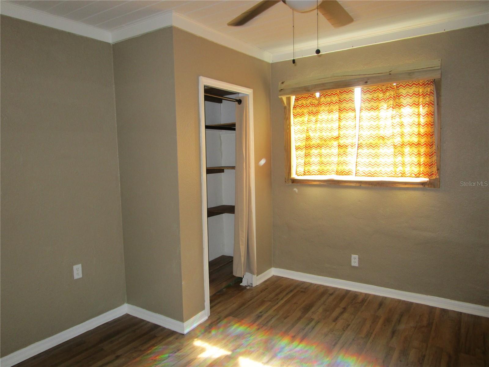 Image 8 of 15 For 1315 Osborne Avenue