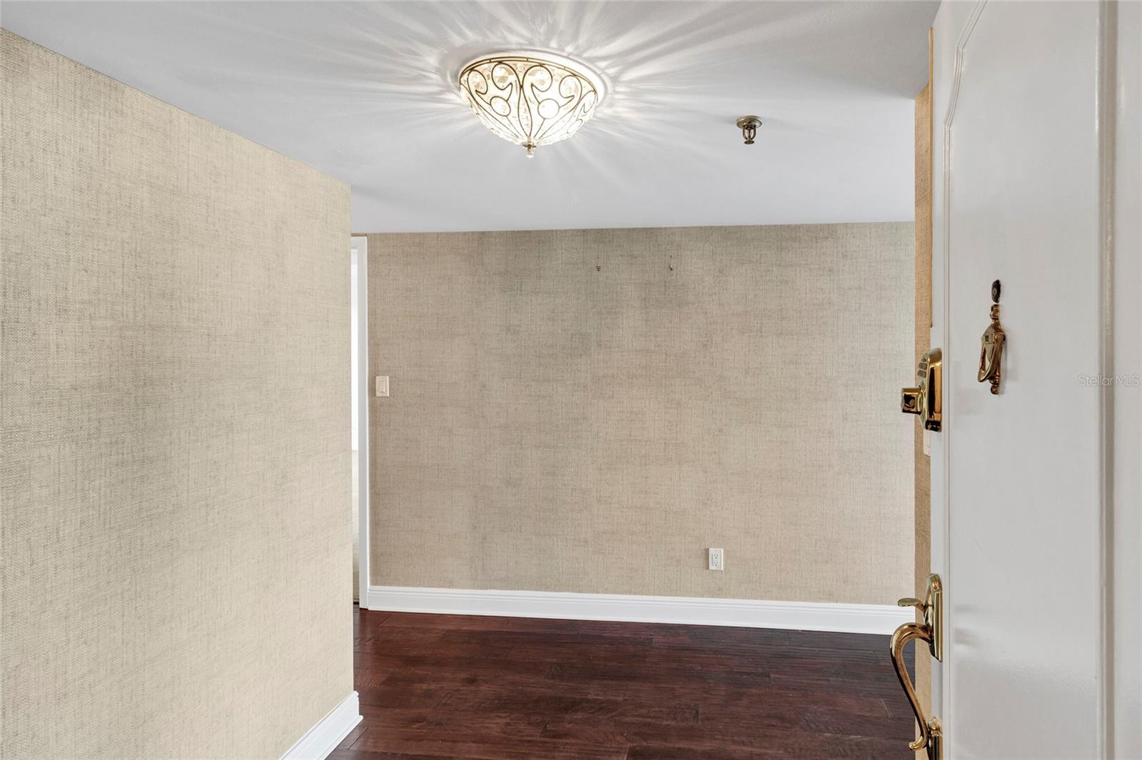 Image 17 of 84 For 3301 Bayshore Boulevard 1105c