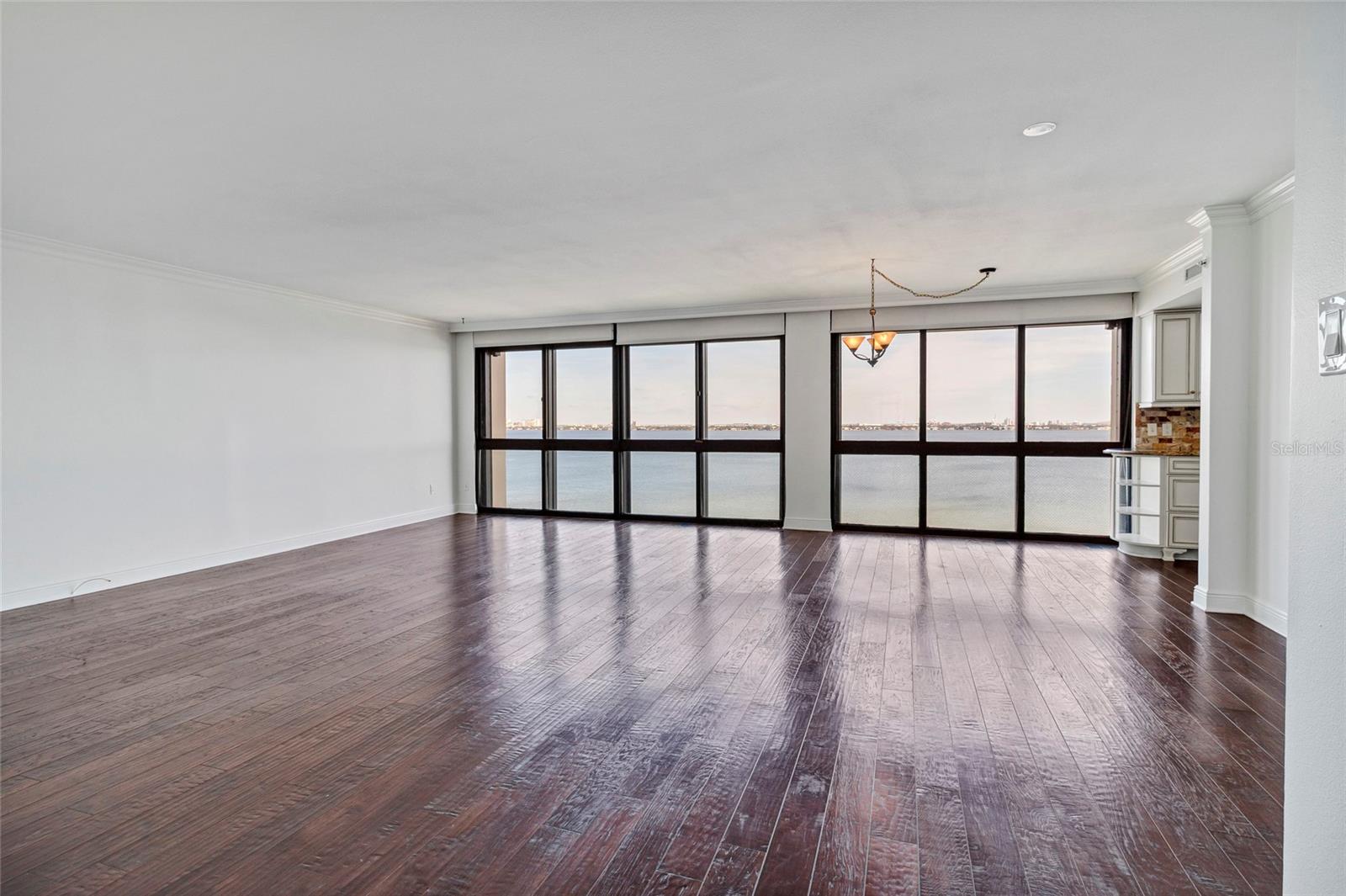 Image 19 of 84 For 3301 Bayshore Boulevard 1105c