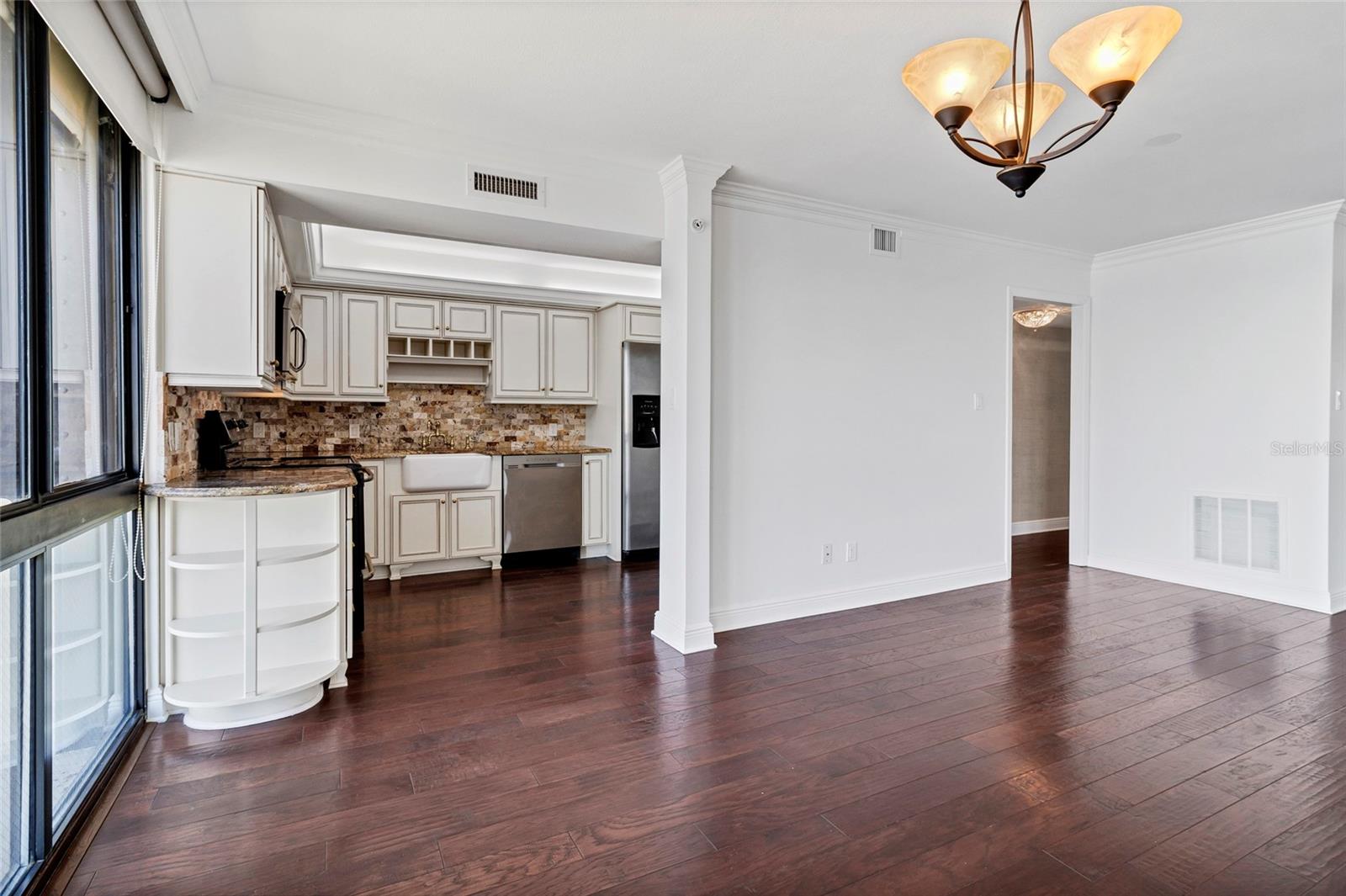 Image 23 of 84 For 3301 Bayshore Boulevard 1105c