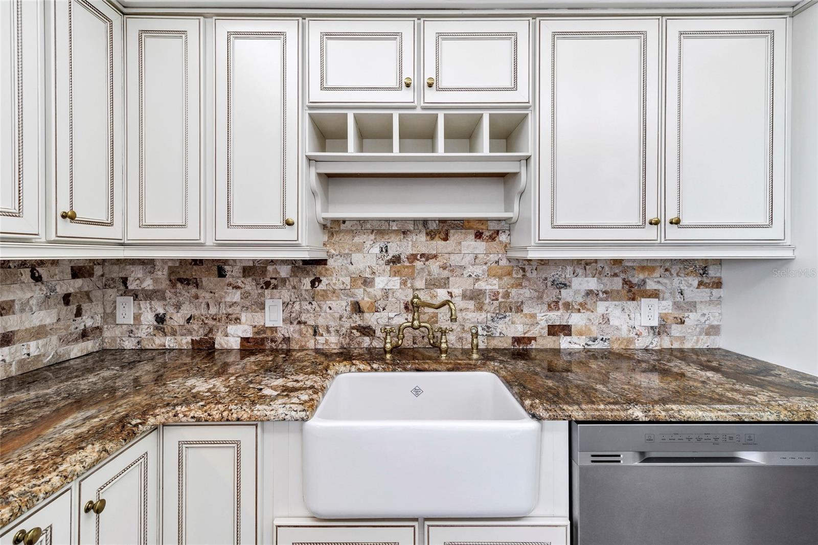 Image 33 of 84 For 3301 Bayshore Boulevard 1105c