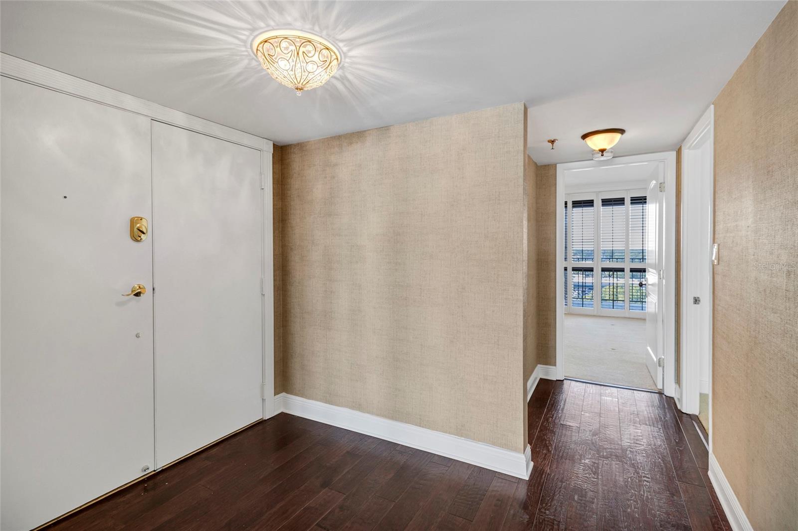 Image 37 of 84 For 3301 Bayshore Boulevard 1105c