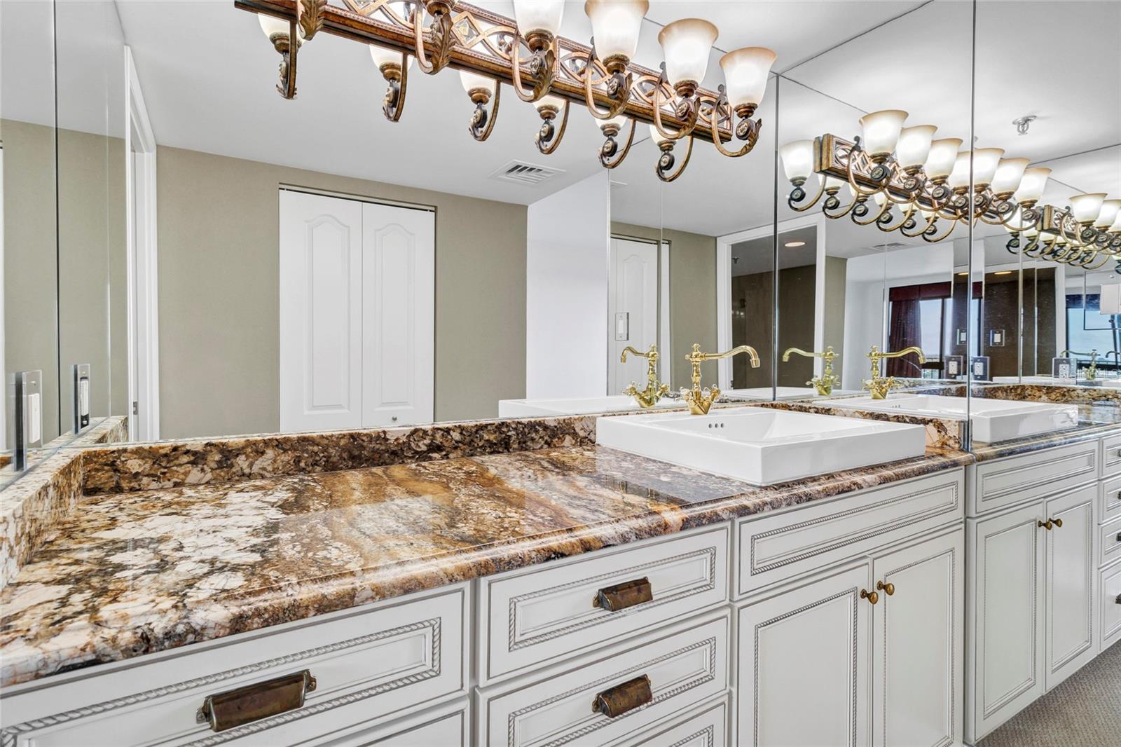 Image 49 of 84 For 3301 Bayshore Boulevard 1105c