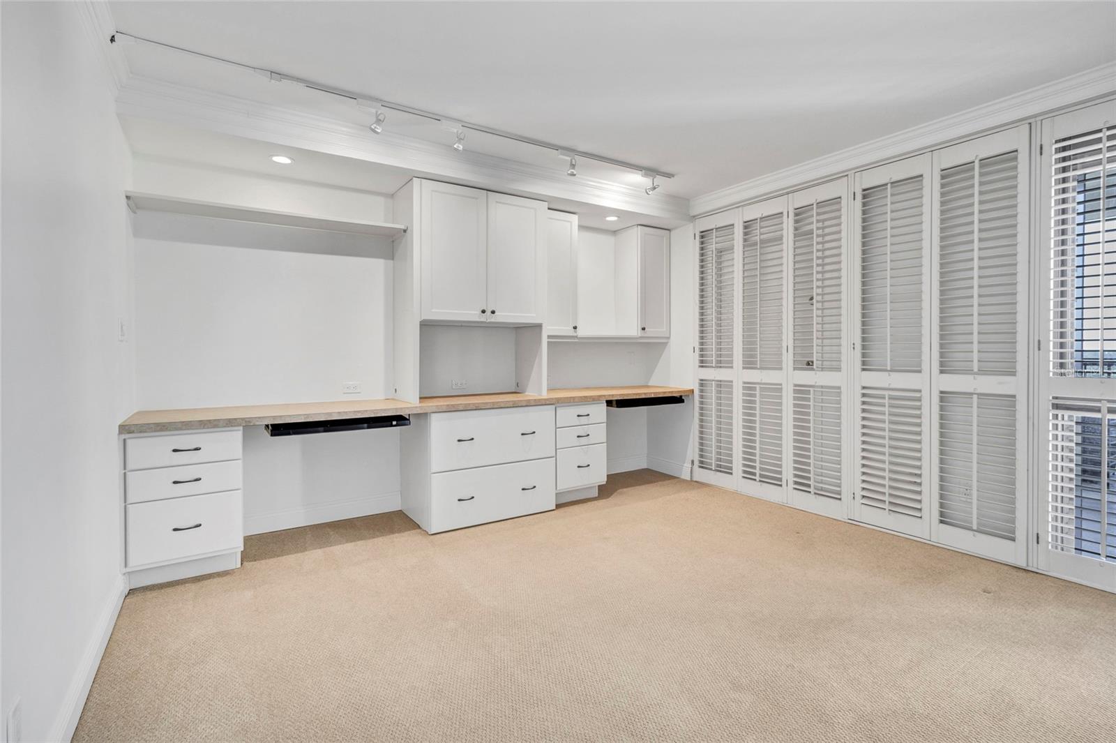 Image 55 of 84 For 3301 Bayshore Boulevard 1105c