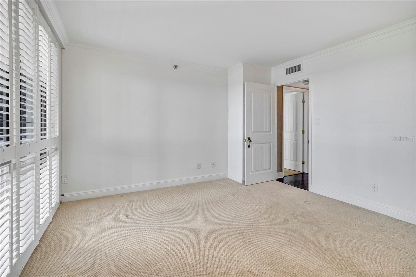 Image 57 of 84 For 3301 Bayshore Boulevard 1105c