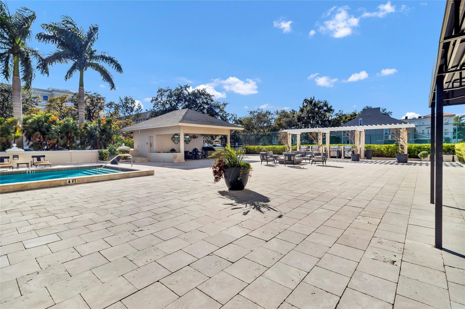 Image 79 of 84 For 3301 Bayshore Boulevard 1105c