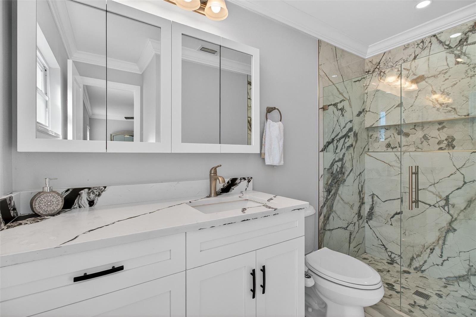 Image 17 of 37 For 7227 118th Circle